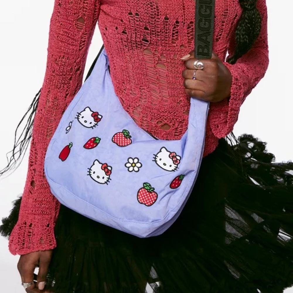 Hello Kitty, BAGGU medium crescent bag